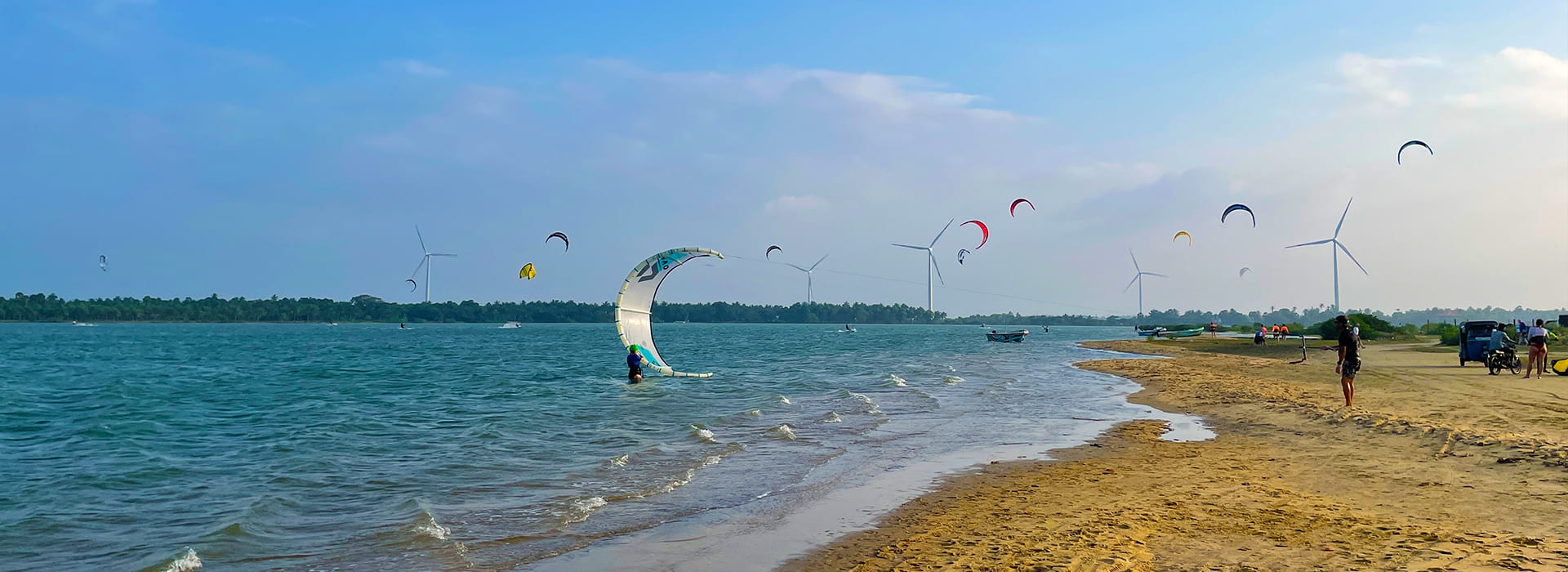 Kitesurfing in Sri Lanka